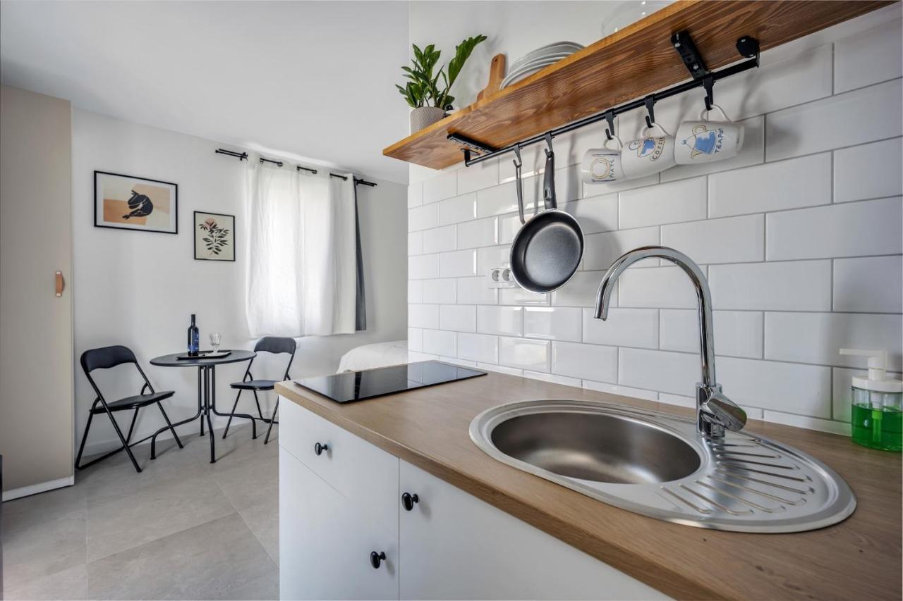 Studio Apartments Yucca, 2-Min To The Beach And 5 To Τρογκίρ Εξωτερικό φωτογραφία